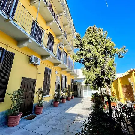 Apartment Casa Sui Navigli Con Patio *